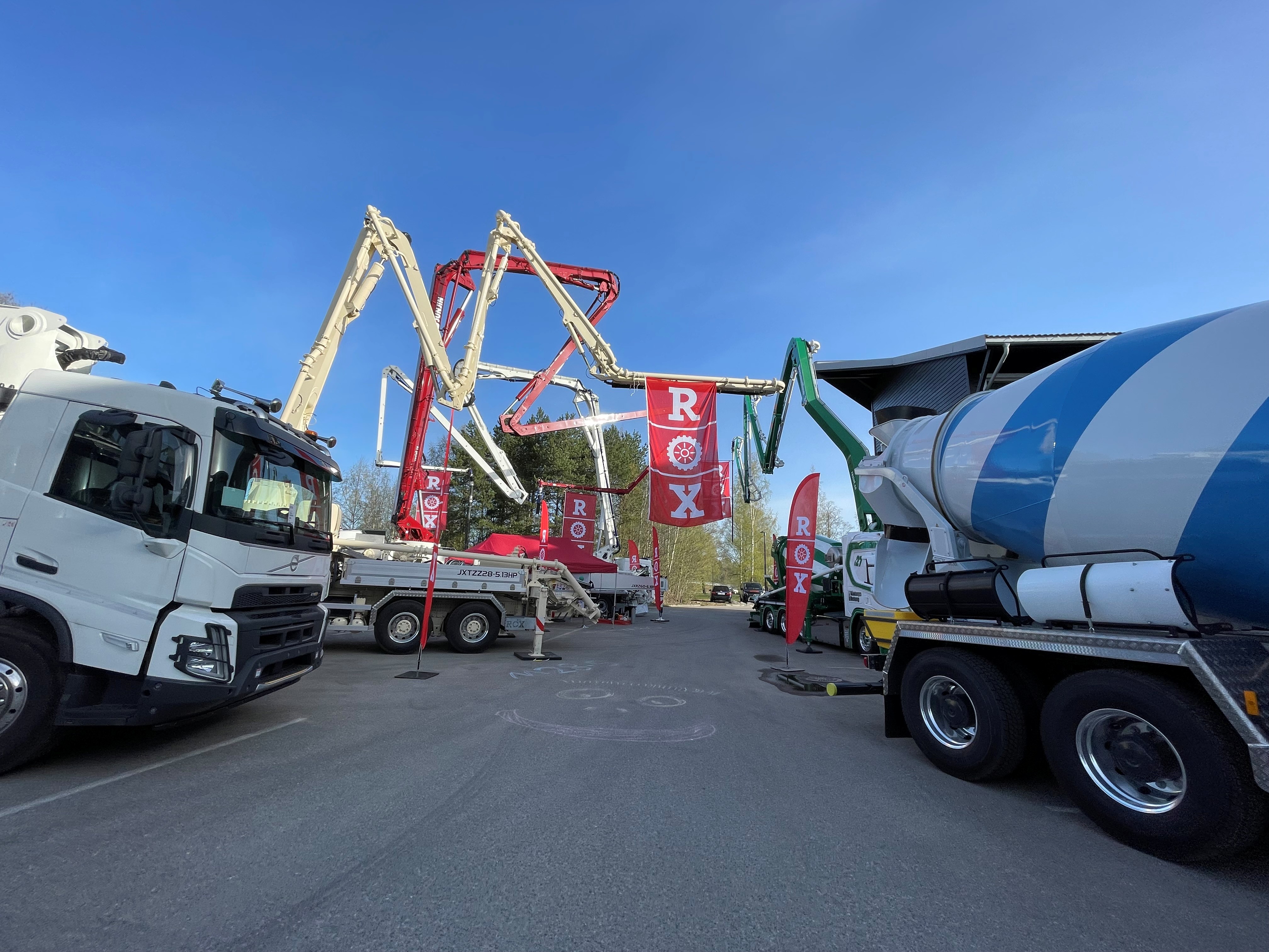 Betongbiler og pumper på Betongpumpedagen